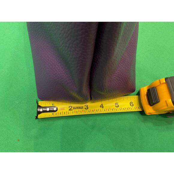 Dooney & Bourke Pebble Grain Leather Hobo Shoulder Bag. Product code J13545399 - Picture 9 of 11